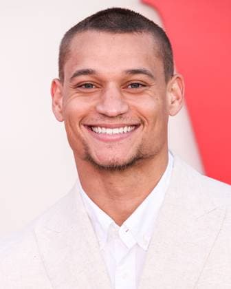 Los Angeles Premiere Of Netflix s Nobody Wants This Season 2 Tyriq Withers arrives at the Los Angeles Premiere Of Netflix s Nobody Wants This Season 2 held at The Egyptian Theatre Hollywood in Hollywood, Los Angeles, California, United States. The Egyptian Theatre Hollywood, Hollywood, Los Angeles, California, USA California United States  Copyright: xImagexPressxAgencyx originalFilename: collin-losangel251017_npl5n.jpg