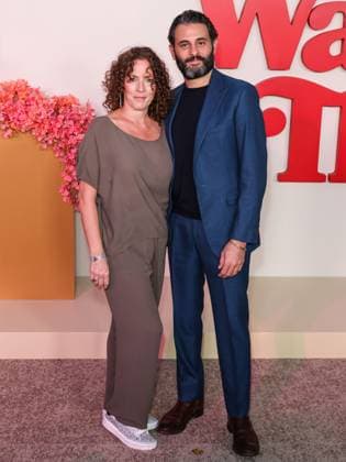 Los Angeles Premiere Of Netflix s Nobody Wants This Season 2 Krissy Shields and husband Arian Moayed arrive at the Los Angeles Premiere Of Netflix s Nobody Wants This Season 2 held at The Egyptian Theatre Hollywood in Hollywood, Los Angeles, California, United States. The Egyptian Theatre Hollywood, Hollywood, Los Angeles, California, USA California United States  Copyright: xImagexPressxAgencyx originalFilename: collin-losangel251017_npwPX.jpg