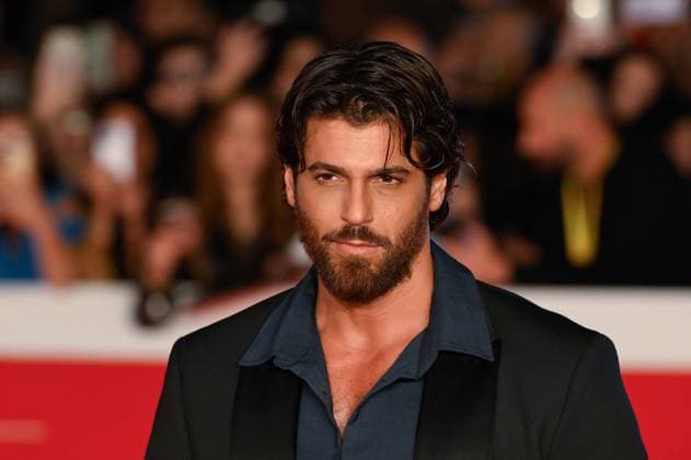 News - Rome Film Festival 2025 Can Yaman attends the red carpet of the movie Sandokan  during the 20th Rome Film Fest at Auditorium Parco della Musica on October 17, 2025 in Rome, Italy. Rome Auditorium Parco della Musica Italy Copyright: xFabrizioxCorradettix xLiveMediax LPN_2082383