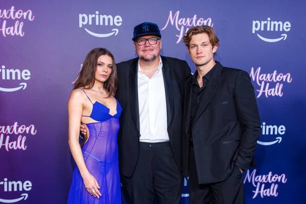 Amazon Premiere Maxton Hall Die Welt Zwischen Uns Harriet Herbig Matten, Christian Alvart and Damian Hardung at the Amazon Prime series premiere Maxton Hall Die Welt Zwischen Uns at the Tempodrom on 17 10 2025 in Berlin Copyright: xEventpressxKochanx