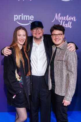 Amazon Premiere Maxton Hall Die Welt Zwischen Uns Victoria Hillestad, Christian Alvart and Julian Erhardt at the Amazon Prime series premiere Maxton Hall Die Welt Zwischen Uns at the Tempodrom on 17 10 2025 in Berlin Copyright: xEventpressxKochanx