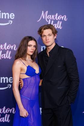 Amazon Premiere Maxton Hall Die Welt Zwischen Uns Harriet Herbig Matten and Damian Hardung at the Amazon Prime series premiere Maxton Hall Die Welt Zwischen Uns at the Tempodrom on 17 10 2025 in Berlin Copyright: xEventpressxKochanx