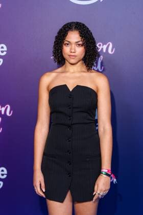 Amazon Premiere Maxton Hall Die Welt Zwischen Uns Serena Posadino at the Amazon Prime series premiere Maxton Hall Die Welt Zwischen Uns at the Tempodrom on 17 10 2025 in Berlin Copyright: xEventpressxKochanx