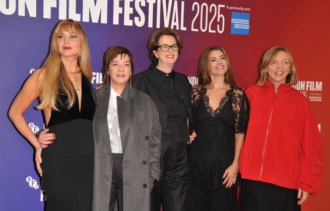 Die My Love 69th BFI London Film Festival headline gala Jennifer Lawrence, Lynne Ramsay, Andrea Calderwood, Justine Ciarrocchi and Catherine George at the Die My Love 69th BFI London Film Festival headline gala, day 10, Royal Festival Hall, Belvedere Road, on Friday 17 October 2025 in London, England, UK. CAP CAN CAN London Great Britain UK Copyright: xCanxNguyen CapitalxPicturesx