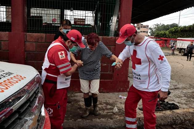 October 17, 2025, Veracruz, Poza Rica, Mexico: One week after Tropical Storm RAYMOND caused severe damage and flooding in Poza Rica, Veracruz, a caravan of Mexican Red Cross personnel delivered humanitarian aid, provided health services, and provided free internet access to contact or search for missing relatives in the most affected areas of this municipality. The oÂlamo region was the hardest hit, where water swept away vehicles and furniture, and even completely covered some homes due to overflowing rivers. This also damaged communication and electricity services. The cleanup work has been carried out largely by residents themselves, as they are in areas that are difficult to access due to the enormous amount of mud covering their stre - ZUMAp204 20251017_zip_p204_045 Copyright: xJosuexPerezx