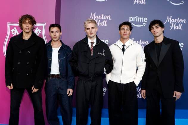 Elevator Boys at the premiere of season 2 of the Amazon Prime Video series Maxton Hall Die Welt zwischen uns at the Tempodrom Berlin, 17 10 2025 Foto:xA.xBuggex xFuturexImagex maxton_5009