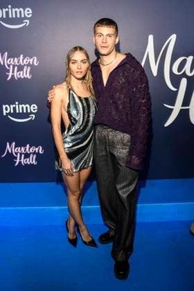 abb Maxton Hall Eli Riccardi and Ben Felipe as guests on the blue carpet at the premiere of the Amazon Prime TV series Maxton Hall The World Between Us Season 2 at Tempodrom on 17 10 2025 in Berelin Berlin Germany
