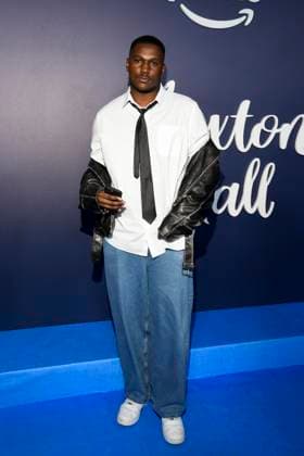 abb Maxton Hall Marvin De Graft as a guest on the blue carpet at the premiere of the Amazon Prime TV series Maxton Hall The World Between Us Season 2 at Tempodrom on 17 10 2025 in Berelin Berlin Germany