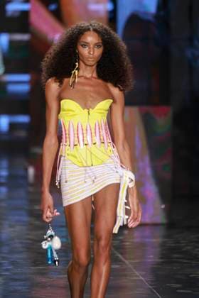 Bold Strap fashion show at SPFW N60 in Sao Paulo Sao Paulo (SP), 10 17 2025 - Fashion Fashion Show Bold Strap Bold Strap fashion show at Sao Paulo Fashion Week - SPFW N60, at Pacubra in Ibirapuera Park in Sao Paulo, this Friday, October 17, 2025. (Foto: Leco Viana Thenews2 imago images) Bold Strap fashion show at SPFW N60 in Sao Paulo  Copyright: xLecoxVianax