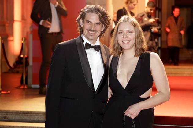 Helena Steiger with companion at the 36 award ceremony of the Hessian Film and Cinema Prize 2025 in the Alte Oper Frankfurt am Main, 17 10 2025 Foto:xP.xBackx xFuturexImagex kinopreis_5018