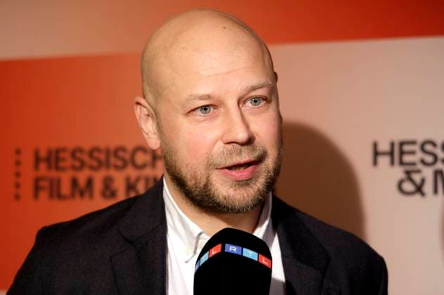 Marcin Wierzchowski at the 36 award ceremony of the Hessian Film and Cinema Prize 2025 in the Alte Oper Frankfurt am Main, 17 10 2025 Foto:xP.xBackx xFuturexImagex kinopreis_5057
