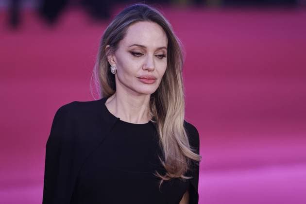 October 18 2025 - Actress and producer ANGELINA JOLIE on the red carpet of the Rome Film Festival for the movie by director Alice Winocour. . EvandroInetti_via ZUMA Wire Rome Italy - ZUMAi15_ 20251018_zaf_i15_002 Copyright: xEvandroxInettix