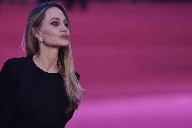 October 18 2025 - Actress and producer ANGELINA JOLIE on the red carpet of the Rome Film Festival for the movie by director Alice Winocour. . EvandroInetti_via ZUMA Wire Rome Italy - ZUMAi15_ 20251018_zaf_i15_004 Copyright: xEvandroxInettix
