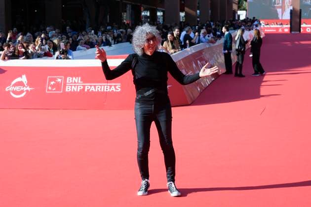 Allevi back to life red carpet in Rome, Italy - 18 Oct 2025 Giovanni Allevi attends the red carpet of docu film Allevi back to life during the Rome Film Fest 2025 at Auditorium Parco della Musica. Rome Italy Copyright: xMarioxCartellix xSOPAxImagesx _DSC7242