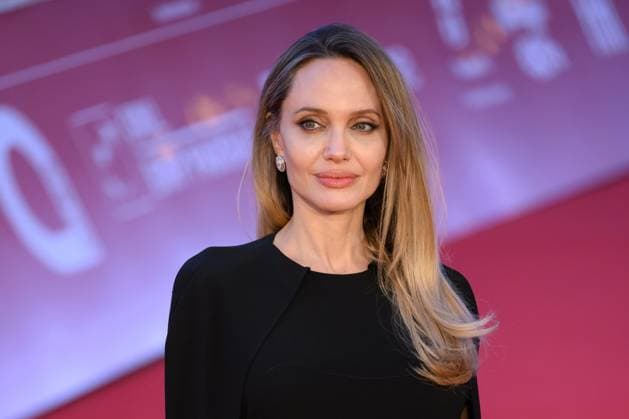 October 18, 2025, Rome, Italy: Angelina Jolie attends the Couture red carpet during the 20th Rome Film Festival at Auditorium Parco della Musica in Rome (Italy), October 18, 2025. Rome Italy  - ZUMAi110 20251018_zna_i110_128 Copyright: xAndreaxStacciolix