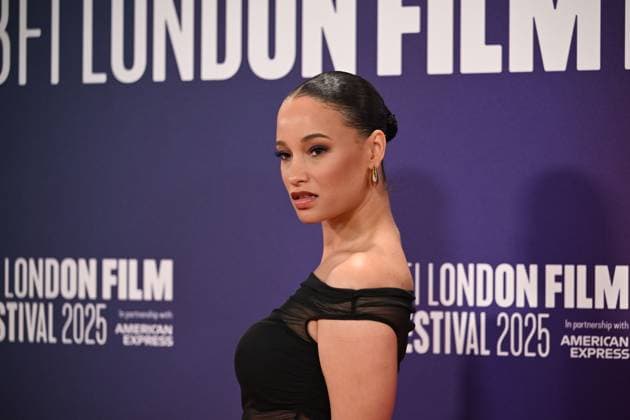 PILLION Gala at 69th BFI London Film Festival LONDON, UNITED KINGDOM - OCTOBER 18: Elarica Johnson attends the UK premiere of PILLION during the 69th BFI London Film Festival at the Royal Festival Hall in London, United Kingdom on October 18, 2025. Rasid Necati Aslim Anadolu London United Kingdom. Editorial use only. Please get in touch for any other usage.  Copyright: x2025xAnadoluxRasidxNecatixAslimx