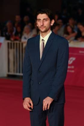 News - Rome Film Festival 2025 Pietro Castellitto attends the red carpet of the movie Il Falsario  during the 20th Rome Film Fest at Auditorium Parco della Musica on October 19, 2025 in Rome, Italy. Rome Auditorium Parco della Musica Italy Copyright: xFabrizioxCorradettix xLiveMediax LPN_2089914