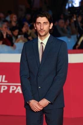 News - Rome Film Festival 2025 Pietro Castellitto attends the red carpet of the movie Il Falsario  during the 20th Rome Film Fest at Auditorium Parco della Musica on October 19, 2025 in Rome, Italy. Rome Auditorium Parco della Musica Italy Copyright: xFabrizioxCorradettix xLiveMediax LPN_2089919