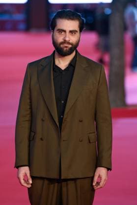 News - Rome Film Festival 2025 Pierluigi Gigante attends the red carpet of the movie Il Falsario  during the 20th Rome Film Fest at Auditorium Parco della Musica on October 19, 2025 in Rome, Italy. Rome Auditorium Parco della Musica Italy Copyright: xFabrizioxCorradettix xLiveMediax LPN_2089933