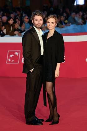 News - Rome Film Festival 2025 Stefano Lodovichi and Camilla Filippi attend the red carpet of the movie Il Falsario  during the 20th Rome Film Fest at Auditorium Parco della Musica on October 19, 2025 in Rome, Italy. Rome Auditorium Parco della Musica Italy Copyright: xFabrizioxCorradettix xLiveMediax LPN_2089941