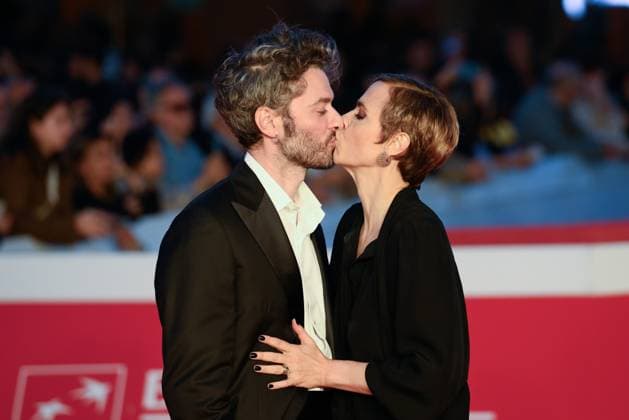 News - Rome Film Festival 2025 Stefano Lodovichi and Camilla Filippi attend the red carpet of the movie Il Falsario  during the 20th Rome Film Fest at Auditorium Parco della Musica on October 19, 2025 in Rome, Italy. Rome Auditorium Parco della Musica Italy Copyright: xFabrizioxCorradettix xLiveMediax LPN_2089942