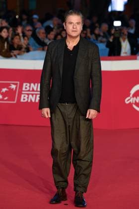 News - Rome Film Festival 2025 Edoardo Pesce attends the red carpet of the movie Il Falsario  during the 20th Rome Film Fest at Auditorium Parco della Musica on October 19, 2025 in Rome, Italy. Rome Auditorium Parco della Musica Italy Copyright: xFabrizioxCorradettix xLiveMediax LPN_2089947