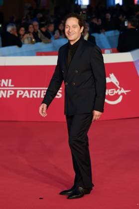 News - Rome Film Festival 2025 Claudio Santamaria attends the red carpet of the movie Il Falsario  during the 20th Rome Film Fest at Auditorium Parco della Musica on October 19, 2025 in Rome, Italy. Rome Auditorium Parco della Musica Italy Copyright: xFabrizioxCorradettix xLiveMediax LPN_2089958