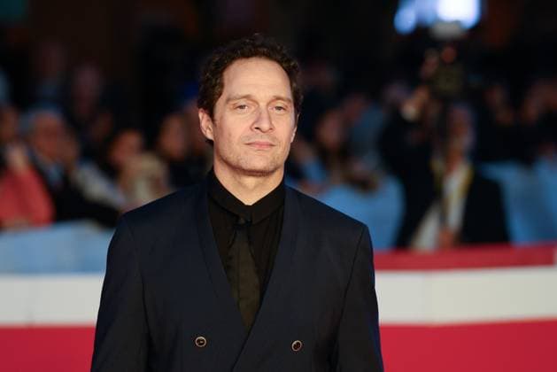 News - Rome Film Festival 2025 Claudio Santamaria attends the red carpet of the movie Il Falsario  during the 20th Rome Film Fest at Auditorium Parco della Musica on October 19, 2025 in Rome, Italy. Rome Auditorium Parco della Musica Italy Copyright: xFabrizioxCorradettix xLiveMediax LPN_2089961