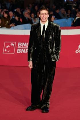News - Rome Film Festival 2025 Mattia Carrano attends the red carpet of the movie Il Falsario  during the 20th Rome Film Fest at Auditorium Parco della Musica on October 19, 2025 in Rome, Italy. Rome Auditorium Parco della Musica Italy Copyright: xFabrizioxCorradettix xLiveMediax LPN_2089964