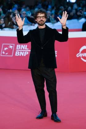 News - Rome Film Festival 2025 Francesco Montanari attends the red carpet of the movie Il Falsario  during the 20th Rome Film Fest at Auditorium Parco della Musica on October 19, 2025 in Rome, Italy. Rome Auditorium Parco della Musica Italy Copyright: xFabrizioxCorradettix xLiveMediax LPN_2089976