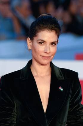 News - Rome Film Festival 2025 Giulia Michelini attends the red carpet of the movie Il Falsario  during the 20th Rome Film Fest at Auditorium Parco della Musica on October 19, 2025 in Rome, Italy. Rome Auditorium Parco della Musica Italy Copyright: xFabrizioxCorradettix xLiveMediax LPN_2089990
