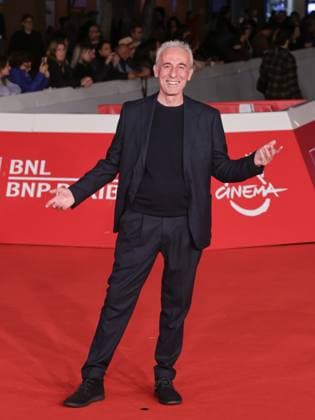 Rome, Italy, Italy: Roma Cinema Fest 2025, evening 5 - Red carpet film Pirandello The Giant in Love. Pictured: Gaetano Aronica Rome Italy  - ZUMAp169 20251019_zea_p169_821 Copyright: xMarcoxProvvisionatox