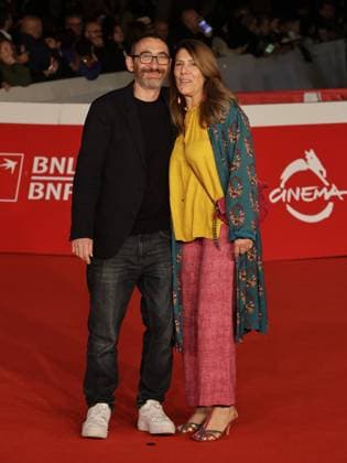 Rome Cinema Fest 2025, evening 5 - Red carpet film Brunori Sas – Il Tempo Delle Noci Pictured: Marco Manetti and his wife Juliet  Copyright: xMarcoxProvvisionatox xipa-agency.netx xDxAvanzo Landi Provvisionatox IPA_Agency_IPA66829219