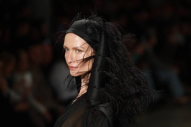 Davi Ramos hats parade at SPFW N60 Sao Paulo (SP), 10 19 2025 - Fashion SPFW Davi Ramos Davi Ramos hats fashion show at Sao Paulo Fashion Week - SPFW N60, at Pacubra in Ibirapuera Park in Sao Paulo, this Sunday, October 19, 2025. (Foto: Fabricio Bomjardim Thenews2 imago images) Davi Ramos hats parade at SPFW N60  Copyright: xFABRICIOxBOMJARDIMx