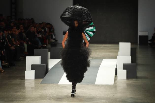 Davi Ramos hats parade at SPFW N60 Sao Paulo (SP), 10 19 2025 - Fashion SPFW Davi Ramos Davi Ramos hats fashion show at Sao Paulo Fashion Week - SPFW N60, at Pacubra in Ibirapuera Park in Sao Paulo, this Sunday, October 19, 2025. (Foto: Fabricio Bomjardim Thenews2 imago images) Davi Ramos hats parade at SPFW N60  Copyright: xFABRICIOxBOMJARDIMx
