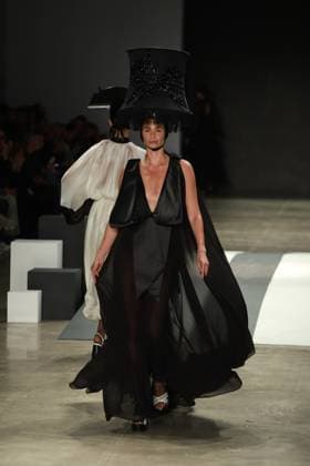 Davi Ramos hats parade at SPFW N60 Sao Paulo (SP), 10 19 2025 - Fashion SPFW Davi Ramos Davi Ramos hats fashion show at Sao Paulo Fashion Week - SPFW N60, at Pacubra in Ibirapuera Park in Sao Paulo, this Sunday, October 19, 2025. (Foto: Fabricio Bomjardim Thenews2 imago images) Davi Ramos hats parade at SPFW N60  Copyright: xFABRICIOxBOMJARDIMx