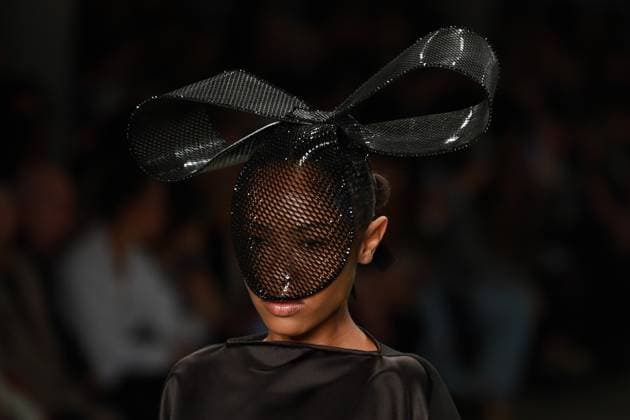 Davi Ramos hats parade at SPFW N60 Sao Paulo (SP), 10 19 2025 - Fashion SPFW Davi Ramos Davi Ramos hats fashion show at Sao Paulo Fashion Week - SPFW N60, at Pacubra in Ibirapuera Park in Sao Paulo, this Sunday, October 19, 2025. (Foto: Fabricio Bomjardim Thenews2 imago images) Davi Ramos hats parade at SPFW N60  Copyright: xFABRICIOxBOMJARDIMx