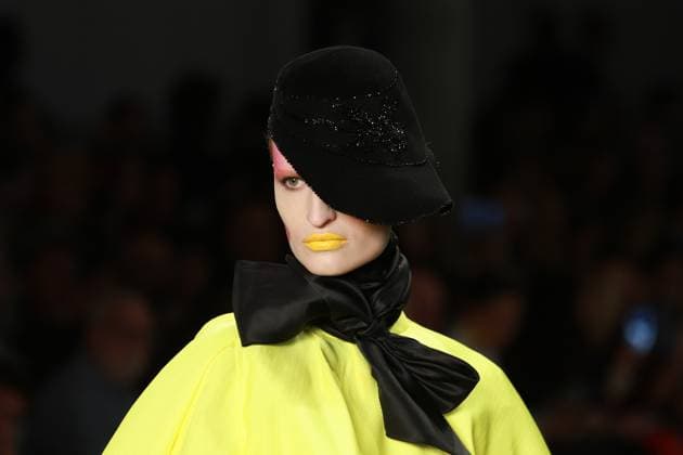 Davi Ramos hats parade at SPFW N60 Sao Paulo (SP), 10 19 2025 - Fashion SPFW Davi Ramos Davi Ramos hats fashion show at Sao Paulo Fashion Week - SPFW N60, at Pacubra in Ibirapuera Park in Sao Paulo, this Sunday, October 19, 2025. (Foto: Fabricio Bomjardim Thenews2 imago images) Davi Ramos hats parade at SPFW N60  Copyright: xFABRICIOxBOMJARDIMx