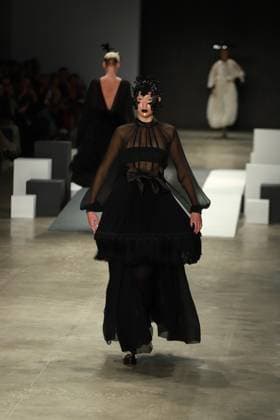 Davi Ramos hats parade at SPFW N60 Sao Paulo (SP), 10 19 2025 - Fashion SPFW Davi Ramos Davi Ramos hats fashion show at Sao Paulo Fashion Week - SPFW N60, at Pacubra in Ibirapuera Park in Sao Paulo, this Sunday, October 19, 2025. (Foto: Fabricio Bomjardim Thenews2 imago images) Davi Ramos hats parade at SPFW N60  Copyright: xFABRICIOxBOMJARDIMx