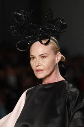 Davi Ramos hats parade at SPFW N60 Sao Paulo (SP), 10 19 2025 - Fashion SPFW Davi Ramos Davi Ramos hats fashion show at Sao Paulo Fashion Week - SPFW N60, at Pacubra in Ibirapuera Park in Sao Paulo, this Sunday, October 19, 2025. (Foto: Fabricio Bomjardim Thenews2 imago images) Davi Ramos hats parade at SPFW N60  Copyright: xFABRICIOxBOMJARDIMx