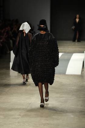 Davi Ramos hats parade at SPFW N60 Sao Paulo (SP), 10 19 2025 - Fashion SPFW Davi Ramos Davi Ramos hats fashion show at Sao Paulo Fashion Week - SPFW N60, at Pacubra in Ibirapuera Park in Sao Paulo, this Sunday, October 19, 2025. (Foto: Fabricio Bomjardim Thenews2 imago images) Davi Ramos hats parade at SPFW N60  Copyright: xFABRICIOxBOMJARDIMx