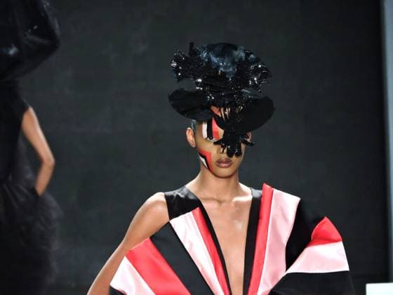 RECORD DATE NOT STATED Davi Ramos hat parade sao paulo (sp), 10 18 2025 - moda spfw desfiles n60 - davi ramos hats fashion show brought together several veteran models such as ana claudia michels, luciana curtis and caroline ribeiro, at pacubra in ibirapuera in sao paulo. (Foto: Leandro Chemalle Thenews2 imago images) Davi Ramos hat parade  Copyright: xLeandroxChemallex