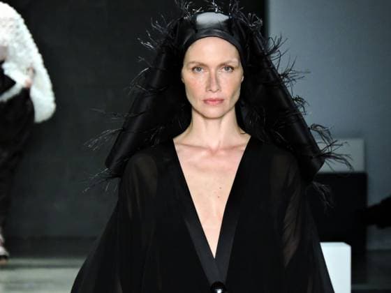 RECORD DATE NOT STATED Davi Ramos hat parade sao paulo (sp), 10 18 2025 - moda spfw desfiles n60 - davi ramos hats fashion show brought together several veteran models such as ana claudia michels, luciana curtis and caroline ribeiro, at pacubra in ibirapuera in sao paulo. (Foto: Leandro Chemalle Thenews2 imago images) Davi Ramos hat parade  Copyright: xLeandroxChemallex