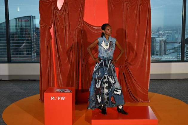 MELBOURNE FASHION WEEK 2025, A model walks the Ganbu Marra runway wearing a design by Goompi™s Girl during the Melbourne Fashion Week Media preview in Melbourne, Monday, October 20, 2025. ( NO ARCHIVING MELBOURNE VICTORIA AUSTRALIA  Copyright: xJAMESxROSSx 20251020168957727009
