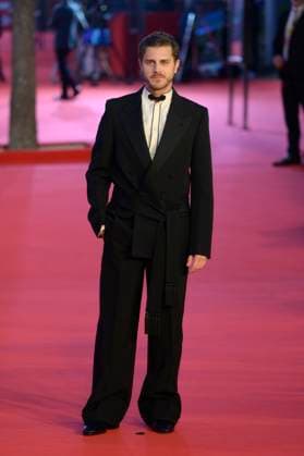 Il Falsario red carpet in Rome, Italy - 19 Oct 2025 Andrea Arcangeli attends the red carpet of movie Il Falsario during the Rome Film Fest 2025 at Auditorium Parco della Muisca. Rome Italy Copyright: xMarioxCartellix xSOPAxImagesx _DSC7903