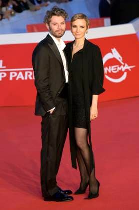 Stefano Lodovichi und Camilla Filippi bei der Premiere des Kinofilms Il falsario auf dem 20. Internationalen Filmfestival von Rom Festa del Cinema di Roma 2025 im Auditorium Parco della Musica. Rom, 19.10.2025 Foto:xA.xM.xTinghinox xFuturexImagex falsario_5044