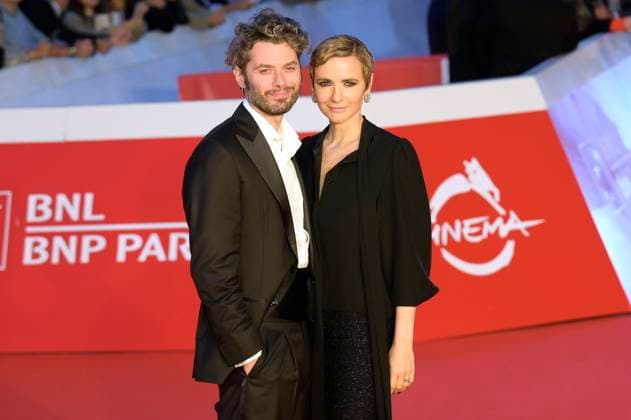 Stefano Lodovichi und Camilla Filippi bei der Premiere des Kinofilms Il falsario auf dem 20. Internationalen Filmfestival von Rom Festa del Cinema di Roma 2025 im Auditorium Parco della Musica. Rom, 19.10.2025 Foto:xA.xM.xTinghinox xFuturexImagex falsario_5045