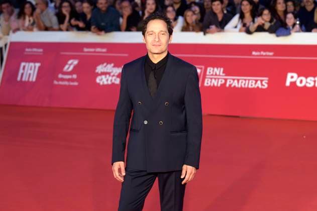 Claudio Santamaria at the premiere of the feature film Il falsario at the 20th International Film Festival of Rome Festa del Cinema di Roma 2025 at the Auditorium Parco della Musica Rome, 19 10 2025 Foto:xA.xM.xTinghinox xFuturexImagex falsario_5065