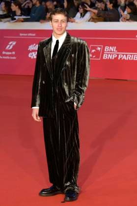 Mattia Carrano at the premiere of the feature film Il falsario at the 20th International Film Festival of Rome Festa del Cinema di Roma 2025 at the Auditorium Parco della Musica Rome, 19 10 2025 Foto:xA.xM.xTinghinox xFuturexImagex falsario_5070