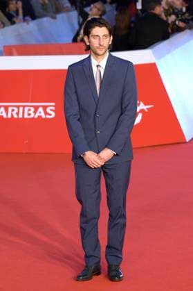 Pietro Castellitto at the premiere of the feature film Il falsario at the 20th International Film Festival of Rome Festa del Cinema di Roma 2025 at the Auditorium Parco della Musica Rome, 19 10 2025 Foto:xA.xM.xTinghinox xFuturexImagex falsario_5074